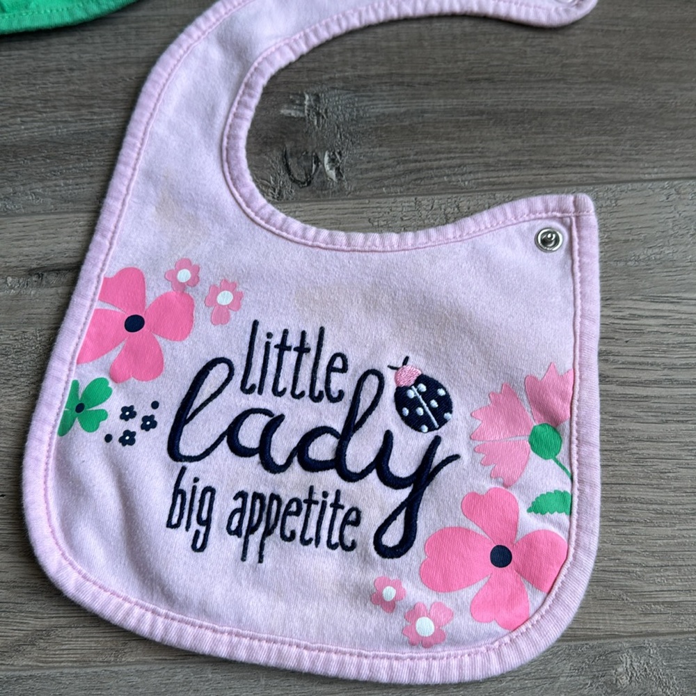 🛍️5for$15🛍️Carter’s bibs - Picture 3 of 6